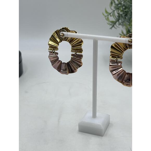 J. Crew Signed Mixed Metal Tri-Color Wavy Rippled Dangle Pierced Earrings - Picture 3 of 8